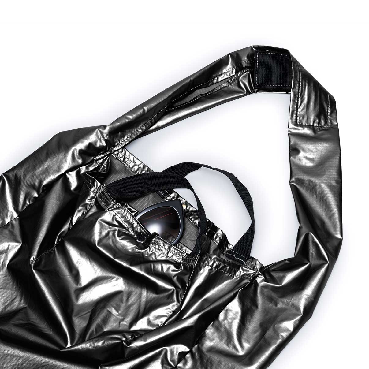 Open Think King reusable tote bag shiny black