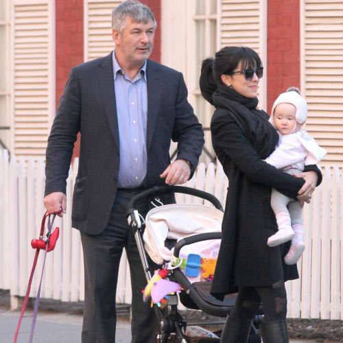 Hilaria & Alec Baldwin out strolling with their baby and our Mighty Buggy Hook on the stroller